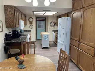 Photo #5: 6297718 Listing