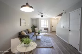 Photo #5: 6298006 Listing