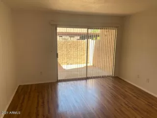 Photo #5: 6298030 Listing 