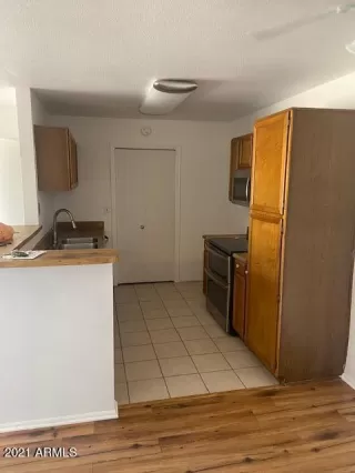 Photo #6: 6298030 Listing 