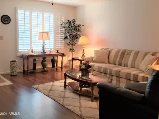 Photo #2: 6298046 Listing