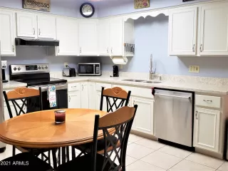 Photo #3: 6298046 Listing