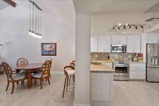 Photo #4: 6298175 Listing 