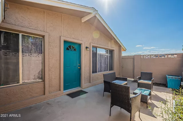 MLS: 6298204 Condo For Sale