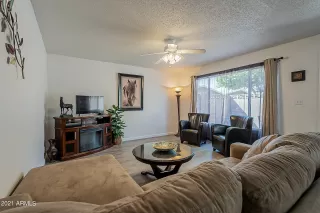 Photo #5: 6298204 Listing