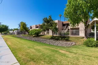 Photo #2: 6298279 Listing