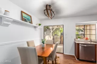 Photo #5: 6298316 Listing