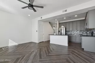 Photo #4: 6298388 Listing