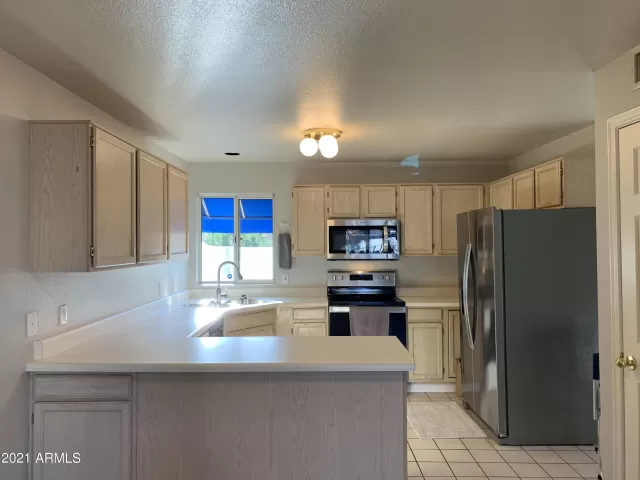 MLS: 6298739 Condo For Sale