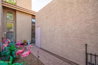 Photo #1: 6298986 Listing