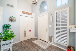 Photo #3: 6298986 Listing