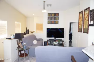 Photo #3: 6299034 Listing