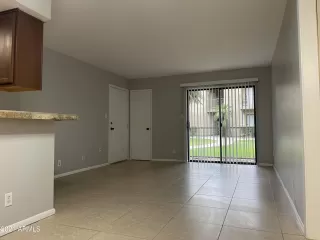 Photo #6: 6299214 Listing