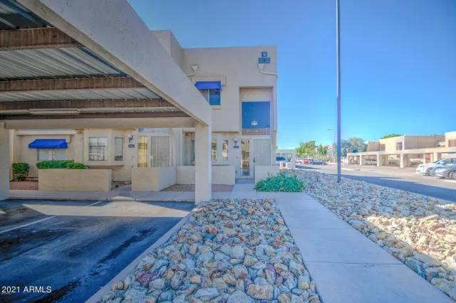 MLS: 6299241 Condo For Sale