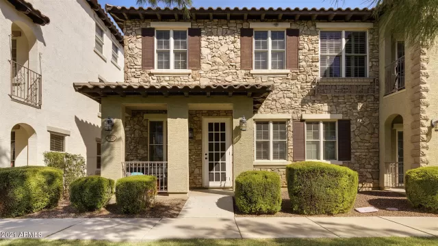 MLS: 6299540 Condo For Sale