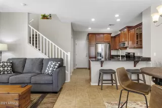 Photo #3: 6299540 Listing 