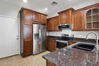 Photo #6: 6299540 Listing 