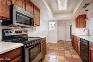 Photo #2: 6299596 Listing