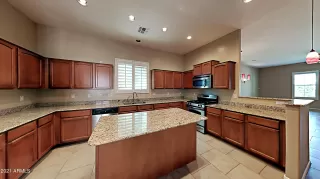 Photo #4: 6299758 Listing