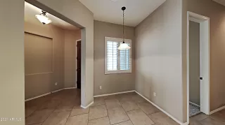 Photo #5: 6299758 Listing