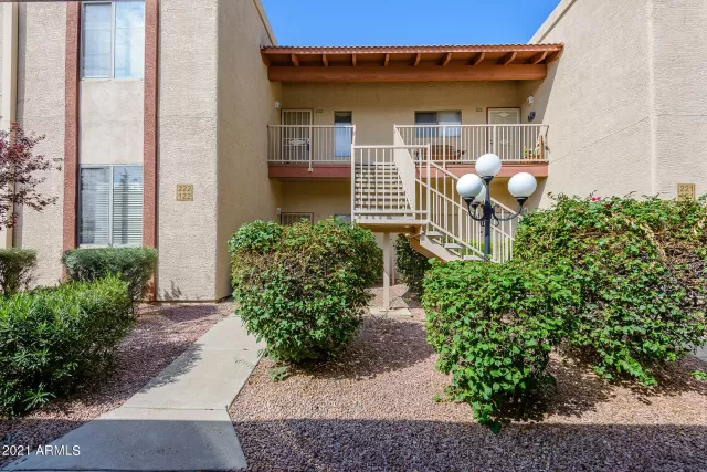 MLS: 6300149 Condo For Sale