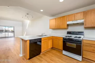 Photo #1: 6300149 Listing 