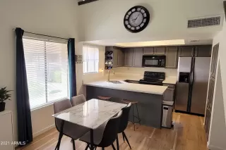 Photo #4: 6300156 Listing 