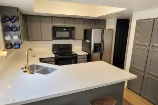 Photo #5: 6300156 Listing 