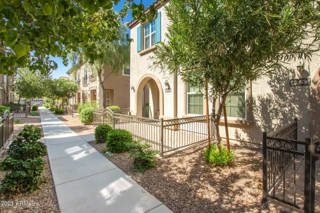 MLS: 6300548 Condo For Sale