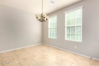 Photo #4: 6300548 Listing