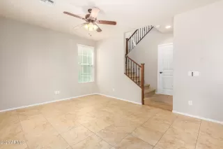 Photo #5: 6300548 Listing