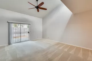 Photo #6: 6300731 Listing