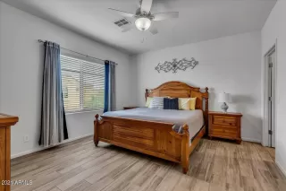 Photo #5: 6300753 Listing