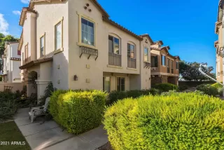 Photo #2: 6300882 Listing