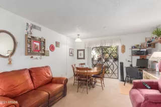 Photo #3: 6300937 Listing 