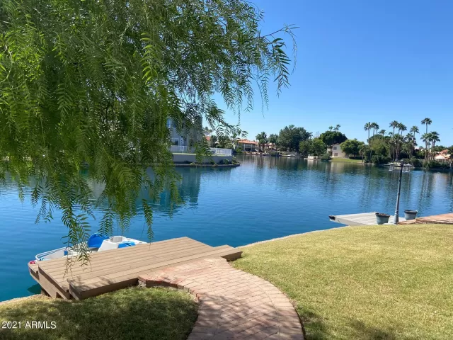 MLS: 6301001 Condo For Sale