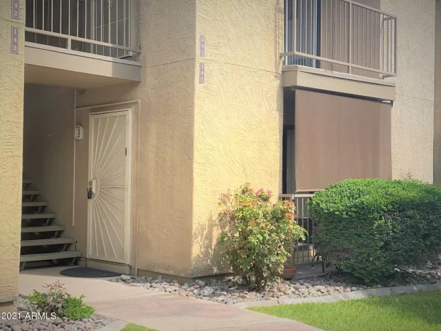 MLS: 6301092 Condo For Sale