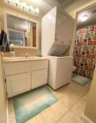 Photo #4: 6301092 Listing