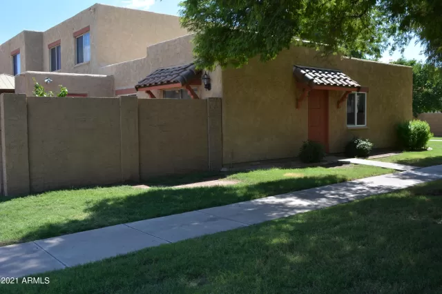 MLS: 6301247 Condo For Sale