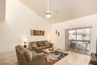 Photo #4: 6301472 Listing