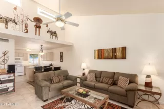 Photo #6: 6301472 Listing