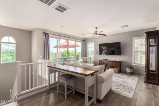 Photo #5: 6301537 Listing