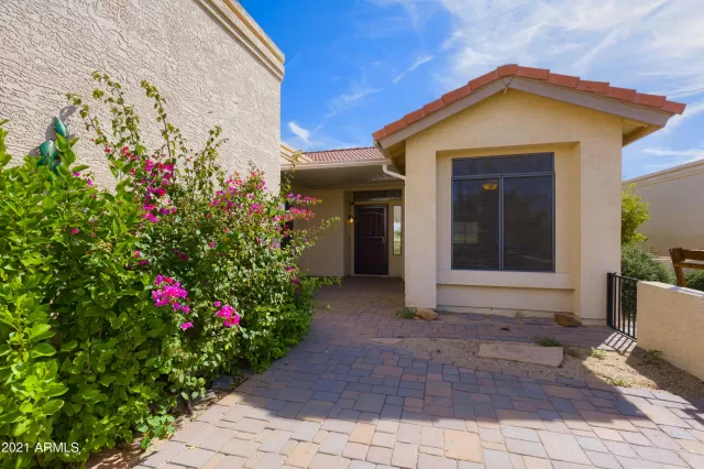 MLS: 6301607 Condo For Sale