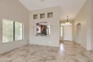 Photo #4: 6301607 Listing