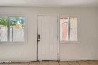 Photo #5: 6301630 Listing