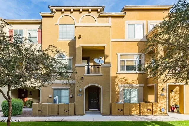 MLS: 6301643 Condo For Sale