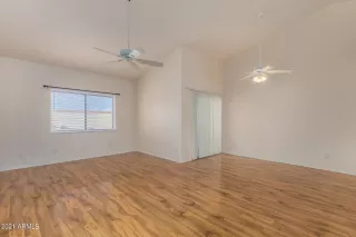 Photo #3: 6301668 Listing