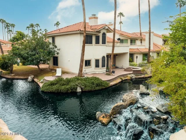 MLS: 6301698 Condo For Sale