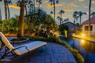 Photo #2: 6301698 Listing 