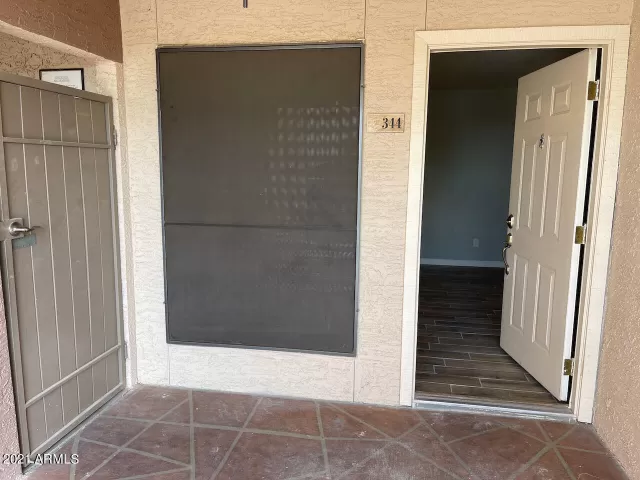 MLS: 6301784 Condo For Sale